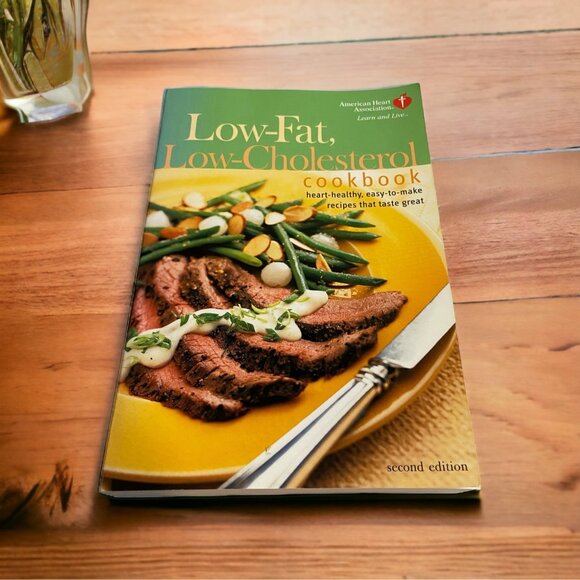 Low-Fat Low-Cholesterol Cookbook Second Edition - Picture 1 of 10